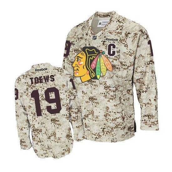 Jonathan toews camo jersey best sale